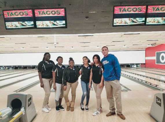 BOWL-IHS-girls