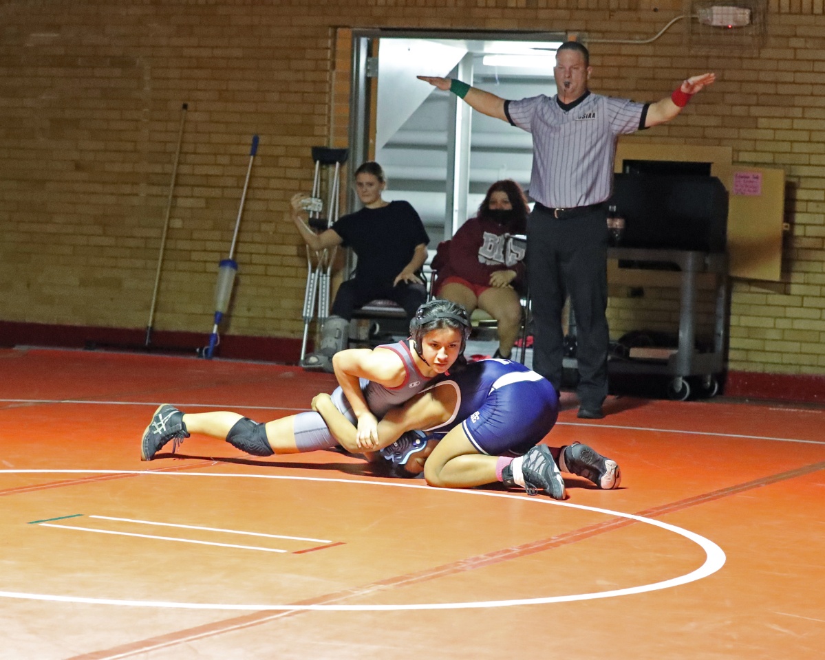 WRESTLE-BHSvWO Montalvo