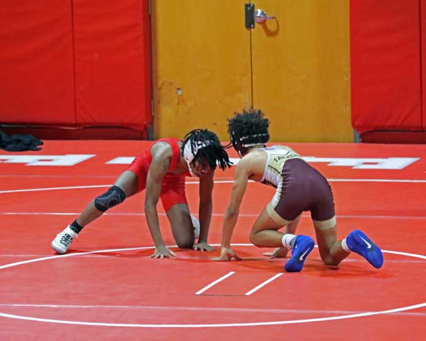 WRESTLE-BHS-Crawley1