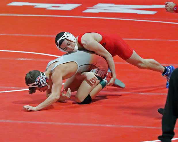 WRESTLE-BHS-Lizama3