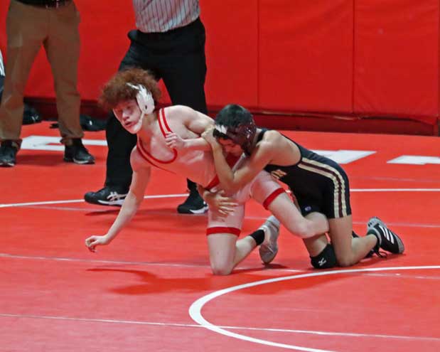 WRESTLE-BHS-Zambrano